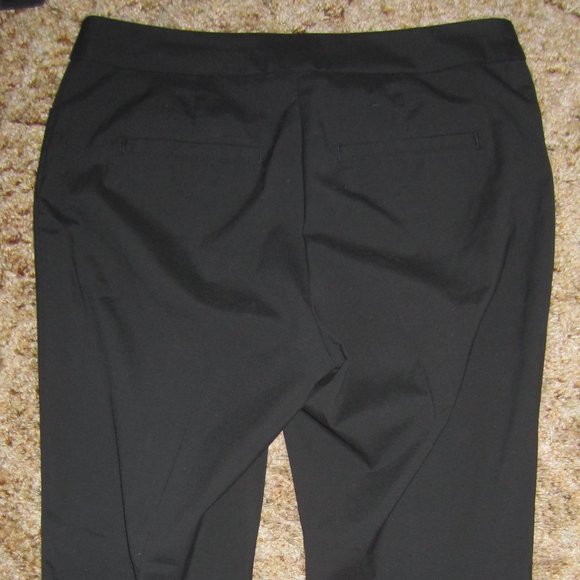 4/$20 Haggar Black Dress Pants w/ traveler crease - Picture 8 of 9